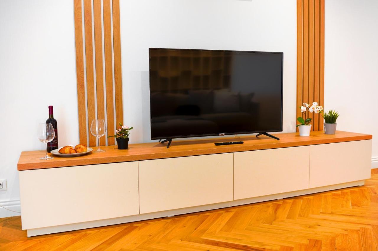 Luxury Central Park Apartment 부쿠레슈티 외부 사진